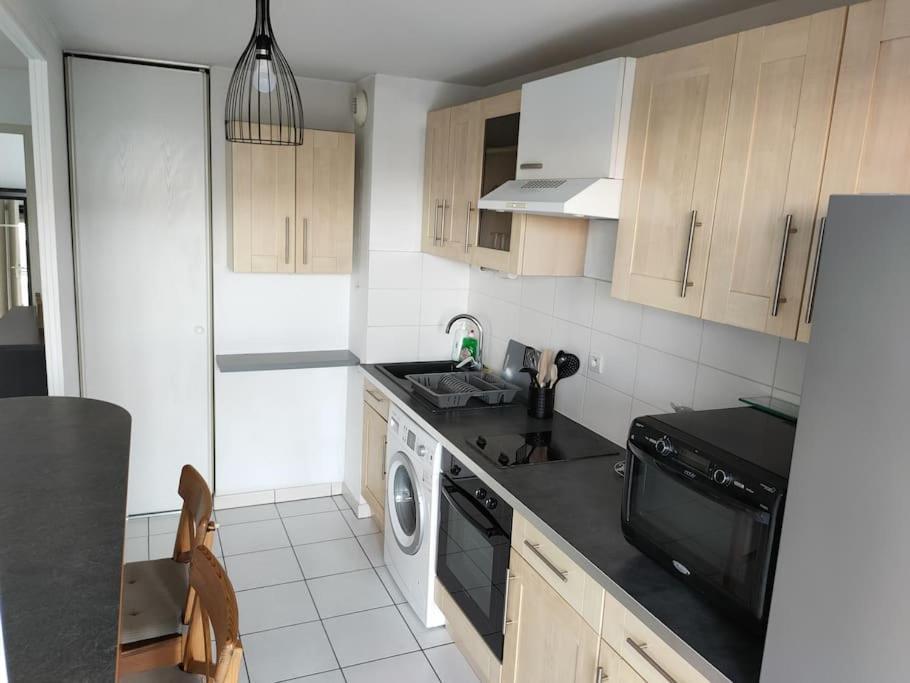 Fenouillet  Spacieux Et Joli Appartement De 2 A 4 Personnes • Parking • Wifi מראה חיצוני תמונה